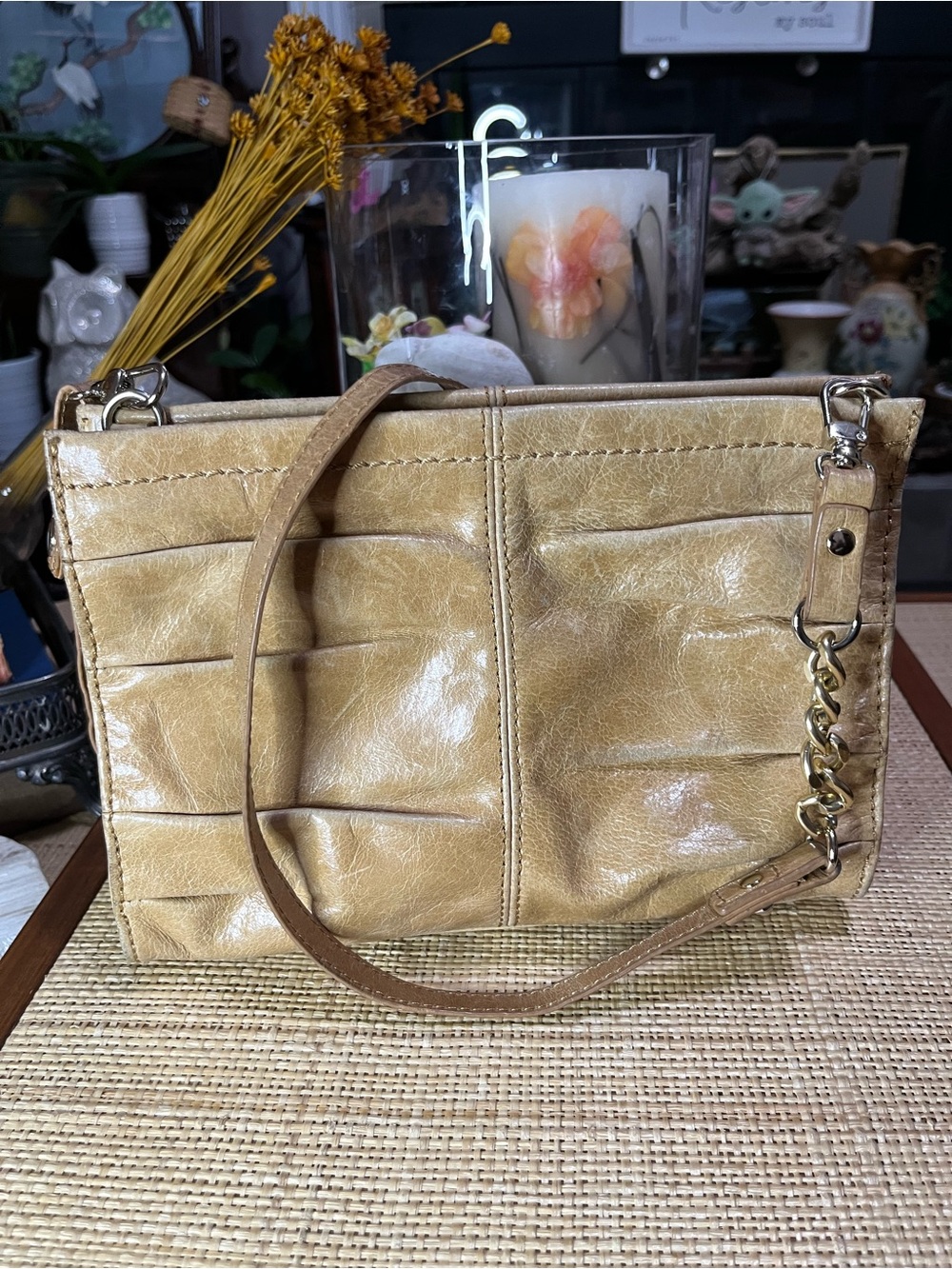 The Sak All Leather Crossbody Clutch Bag‎